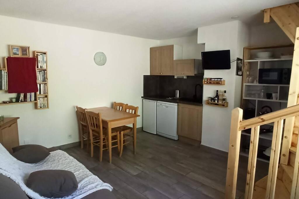 Appartement Duplex Au Pied Des Pistes Saint-Étienne-en-Dévoluy Eksteriør bilde
