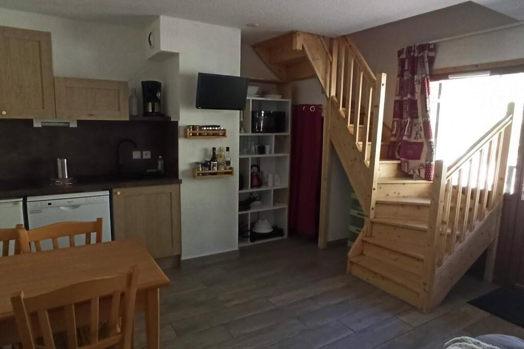 Appartement Duplex Au Pied Des Pistes Saint-Étienne-en-Dévoluy Eksteriør bilde