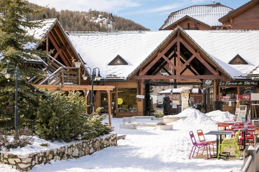 Appartement Duplex Au Pied Des Pistes Saint-Étienne-en-Dévoluy Eksteriør bilde