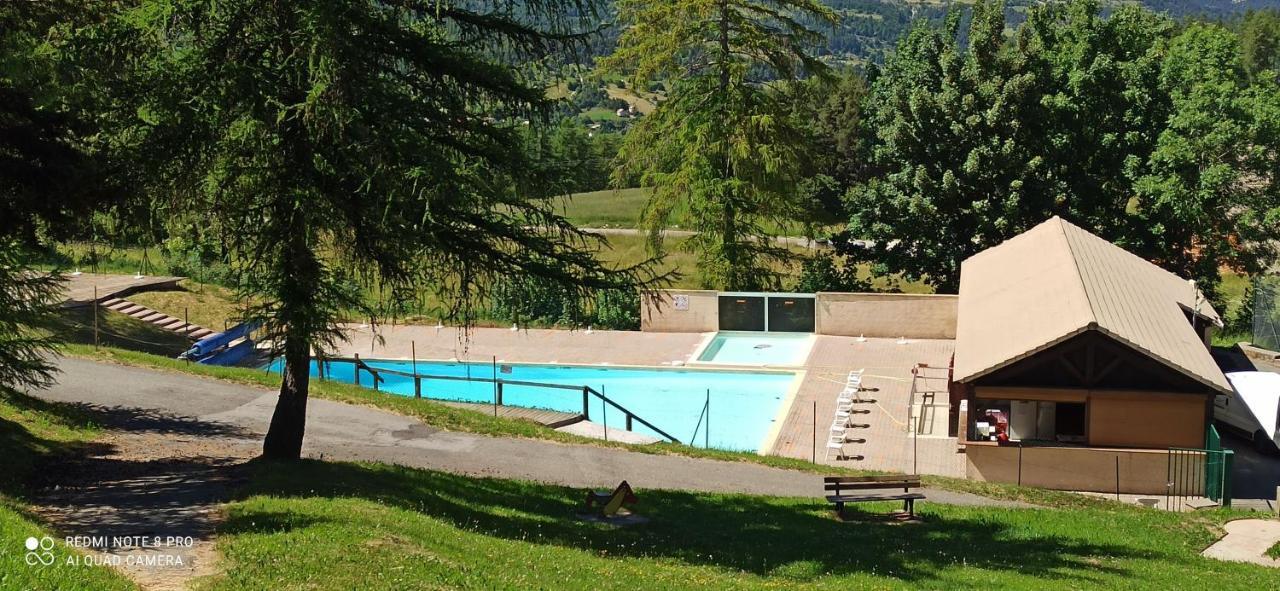 Appartement Duplex Au Pied Des Pistes Saint-Étienne-en-Dévoluy Eksteriør bilde